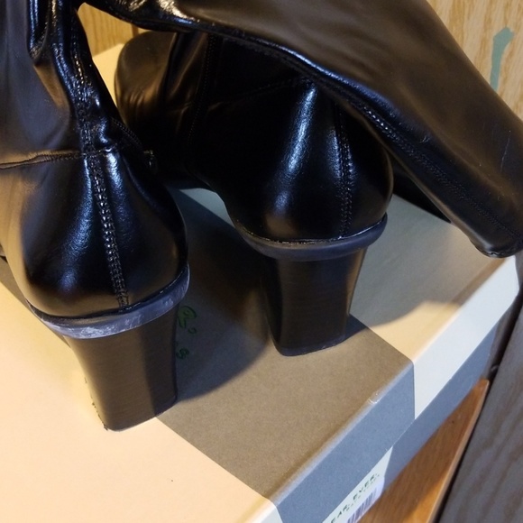 Black Faux Leather Boots - Picture 3 of 7